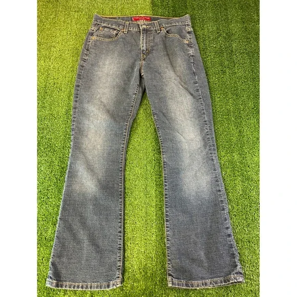 Levi 515 Signature Women Medium Wash Mid Rise Bootcut Jeans Blue Size 8S - Picture 1 of 9